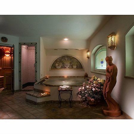 Hotel Miralago Wellness - Adults Only Molveno Εξωτερικό φωτογραφία
