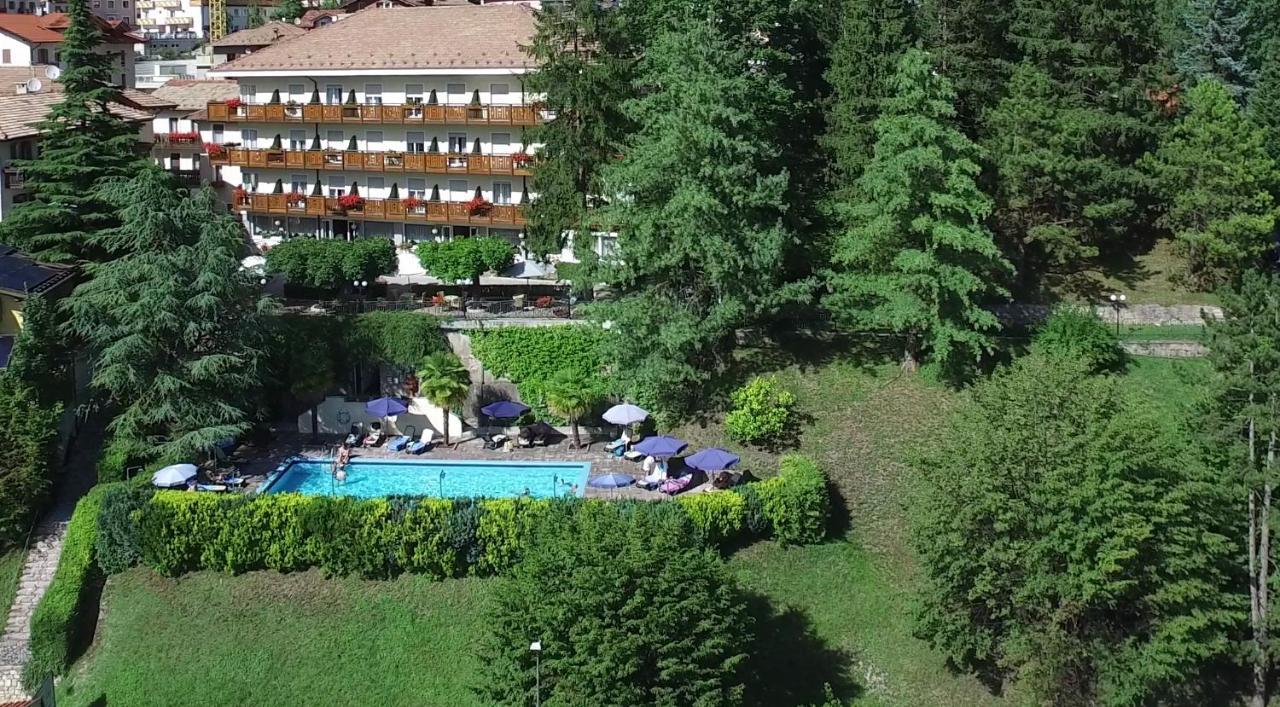 Hotel Miralago Wellness - Adults Only Molveno Εξωτερικό φωτογραφία