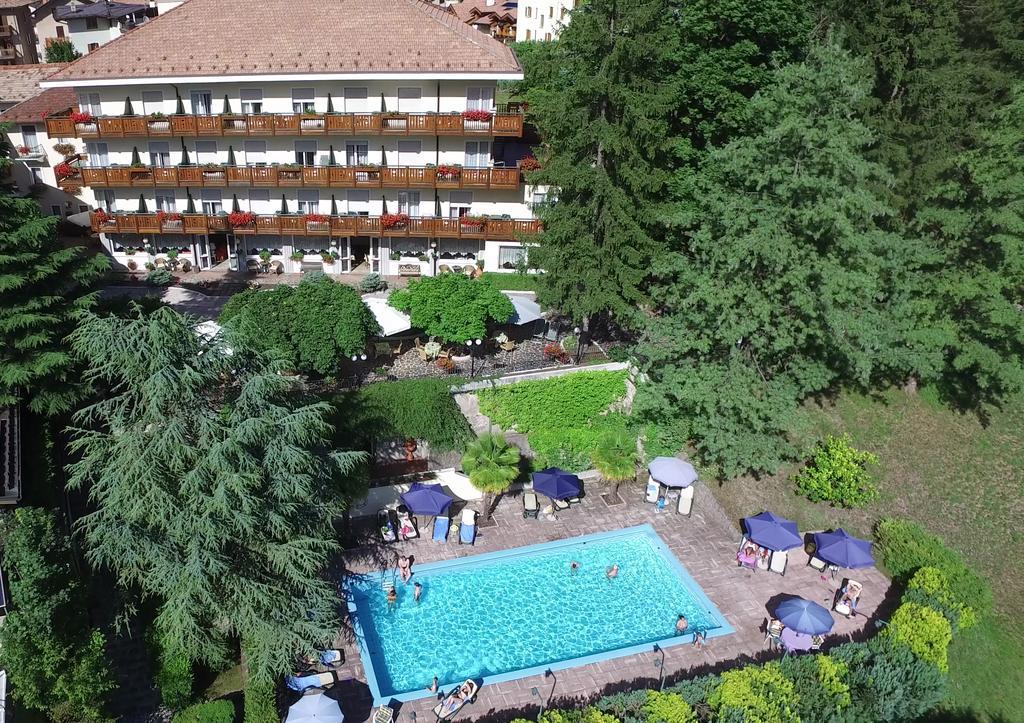 Hotel Miralago Wellness - Adults Only Molveno Εξωτερικό φωτογραφία