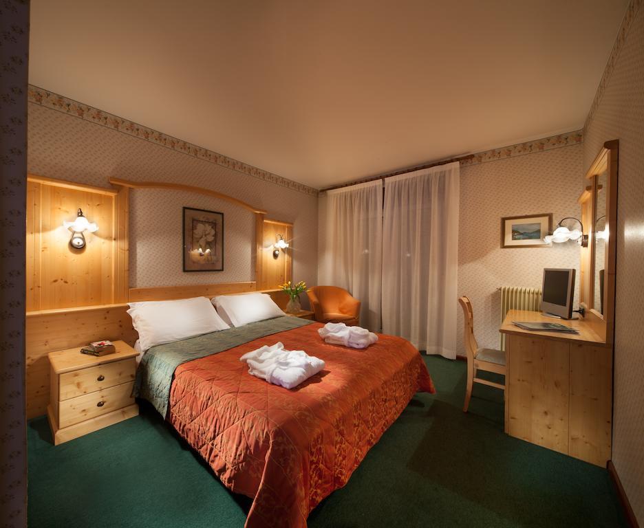 Hotel Miralago Wellness - Adults Only Molveno Εξωτερικό φωτογραφία